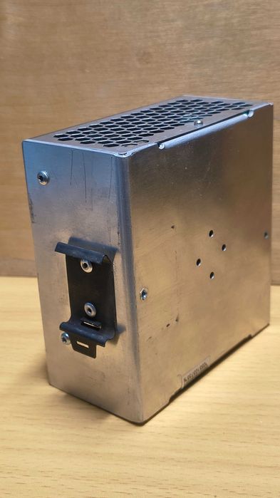 Zasilacz impulsowy CABUR XCSF5 24V/5A