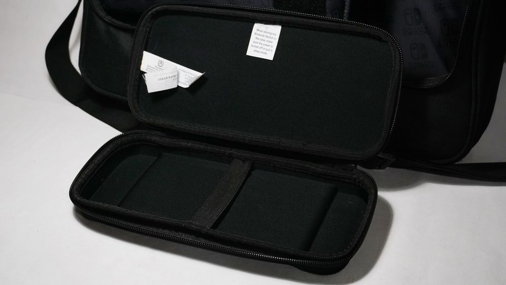 Nintendo Switch сумка Everywhere Messenger Bag  від PowerA ліцензійна