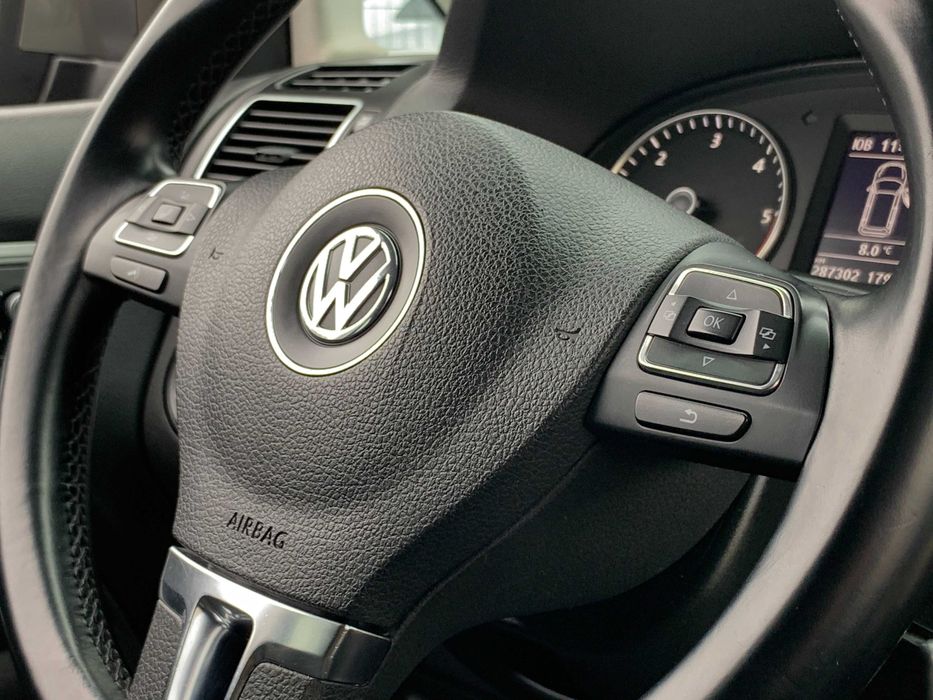 Volkswagen Touran 2011