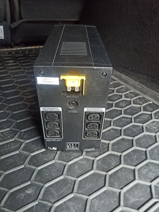 ДБЖ APC Back-UPS 1100VA (BX1100CI-RS)