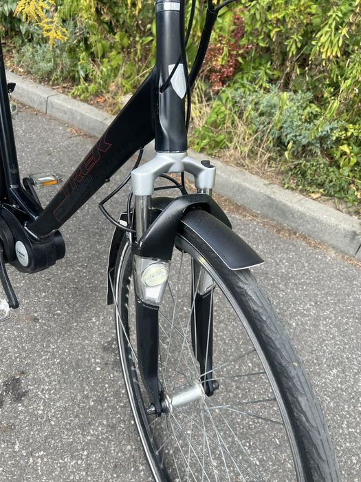 Rower elektryczny TREK NAVIGATOR 36V centralny BOSCH ACTIVE LINE /A