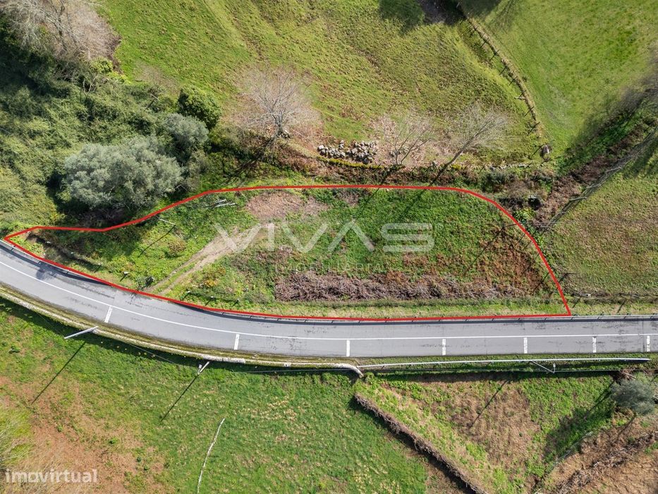 Terreno para construção em Valbom (São Martinho) — Ribeira, Braga