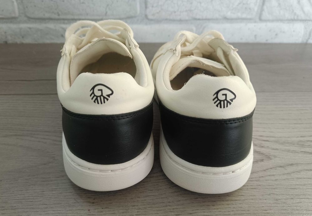 Giesswein Cactus Sneakers: 880 . -      Olx