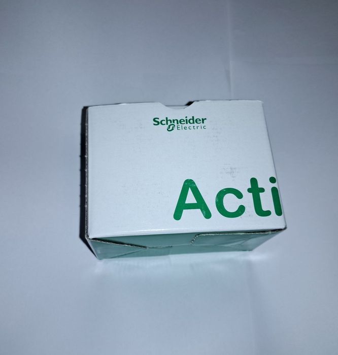 Schneider Electric Сутінковий вимикач CCT15482 Сумеречный выключатель