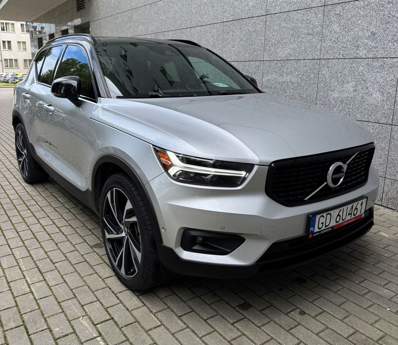 Volvo XC 40 T5 R-Design 2019 • 2.0 Turbo • 247 KM • Automat  • AWD