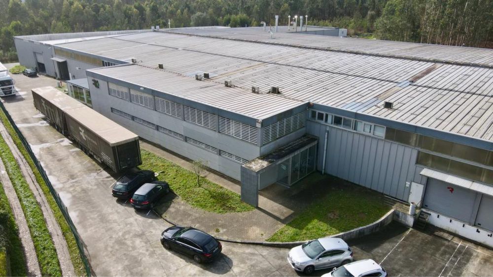 Armazem 5800m2 cobertos