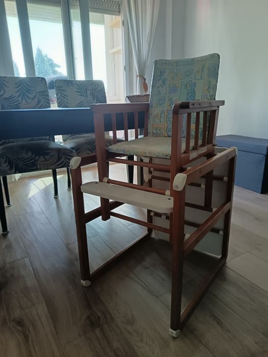 Conjunto cadeira+mesa criança