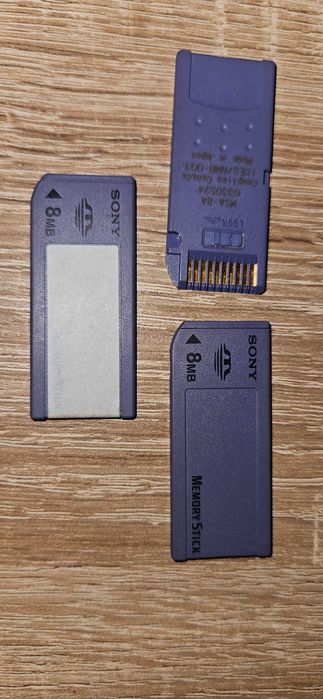 Pamięci foto  - Memory  Stick 64 mb - używane - sprawne