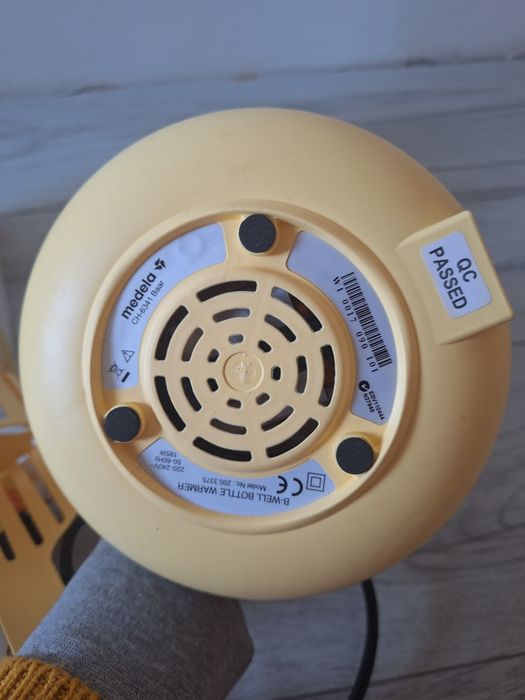 Підігрівач для дитячих бутилочок  Medela оригінал