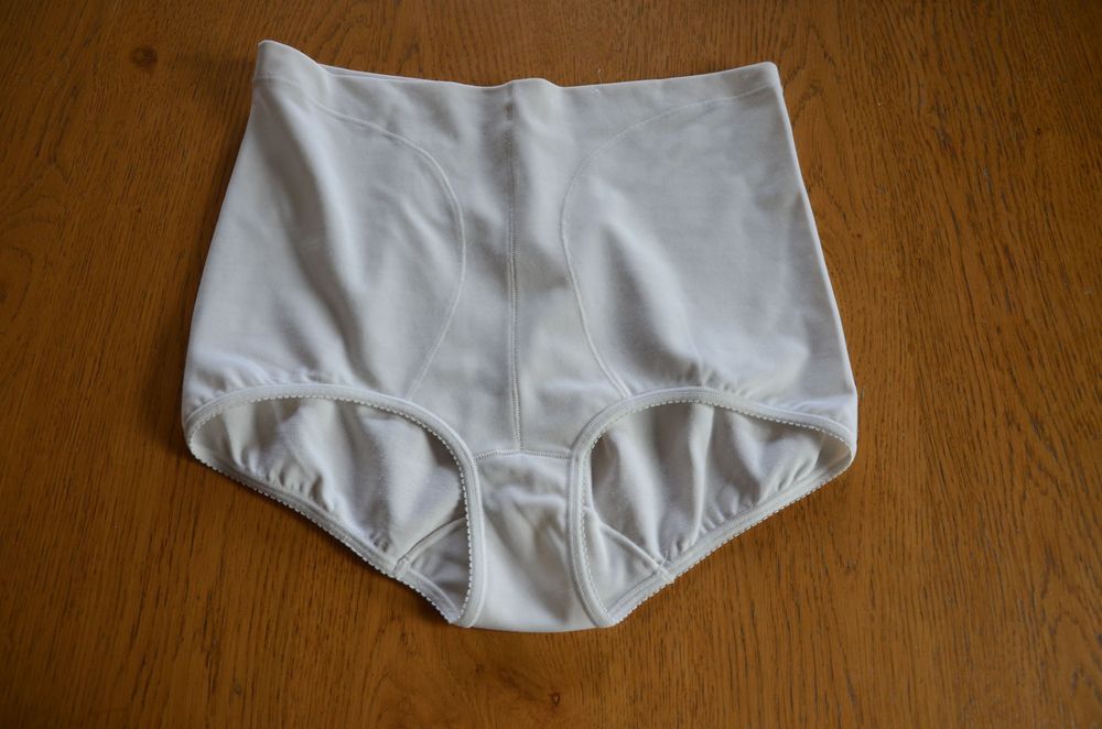 Triumph bielizna wyszczuplającą  r. 85/L/xl