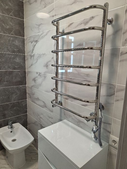 Прод-ся 3 кім квартира    є/р,    камін - вул Галицька -Пасічна