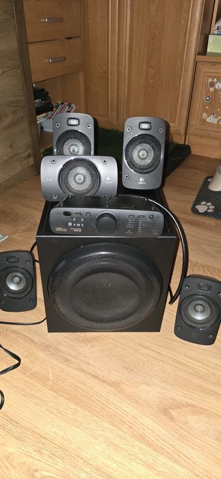Głośniki Logitech Z-906