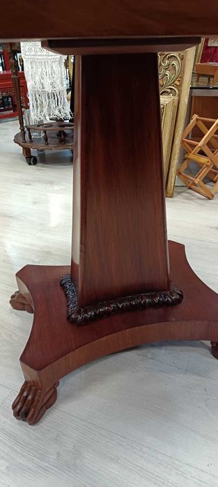 Mesa de jogo antiga