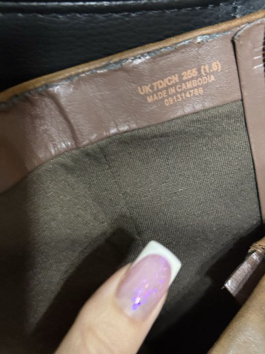 Чоботи шкіряні Clarks