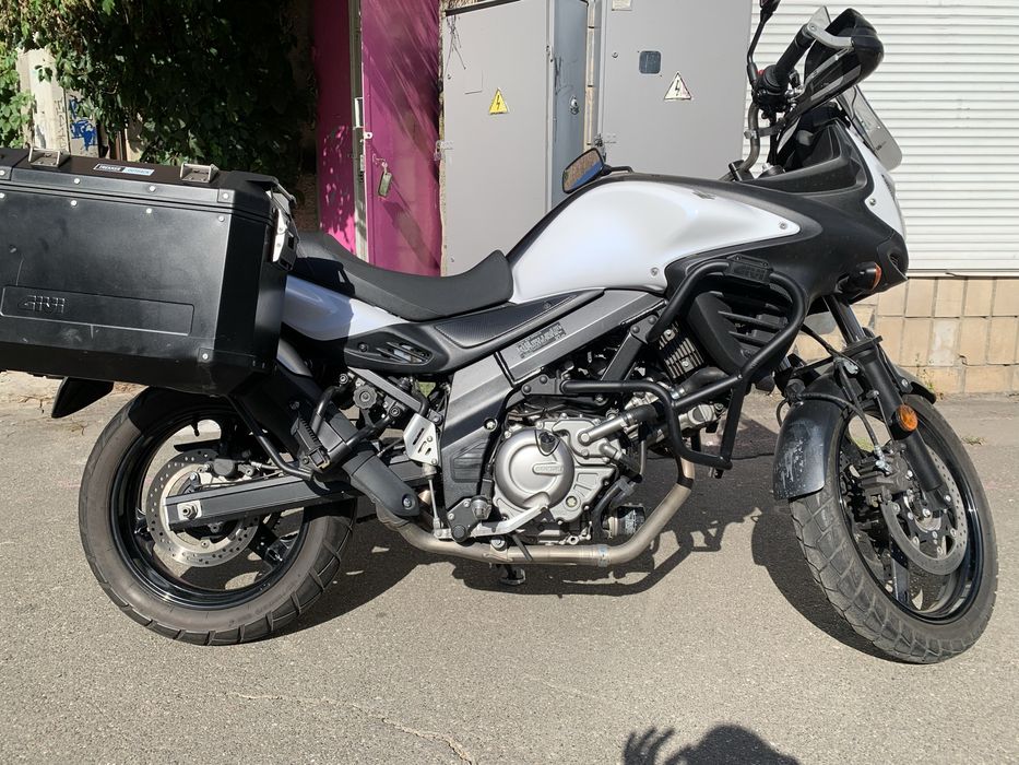 Продам suzuki  V-strom  DL650