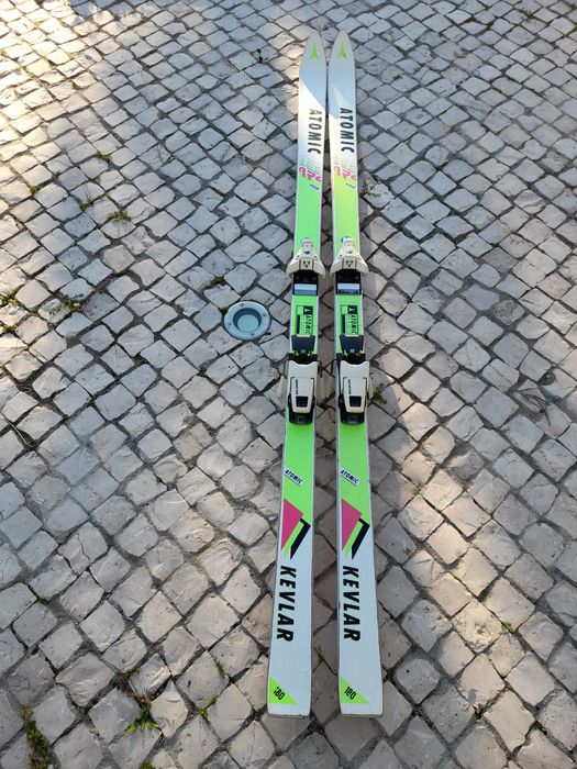 Ski neve atomic em bom estado 180m