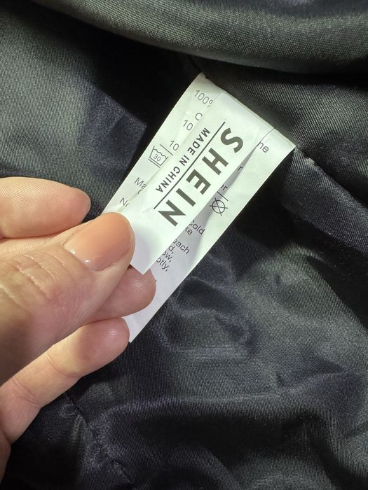 Пальто з еко шкіри від Shein