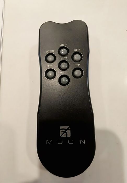 Amplificador Moon by Simaudio