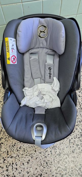 Cadeira de bebe para automével da marca Cybex