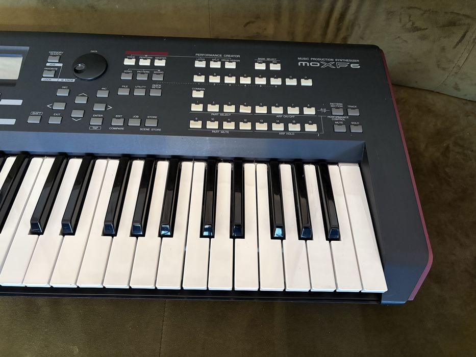 Yamaha moxF6 gwarancja 6 mies., transport