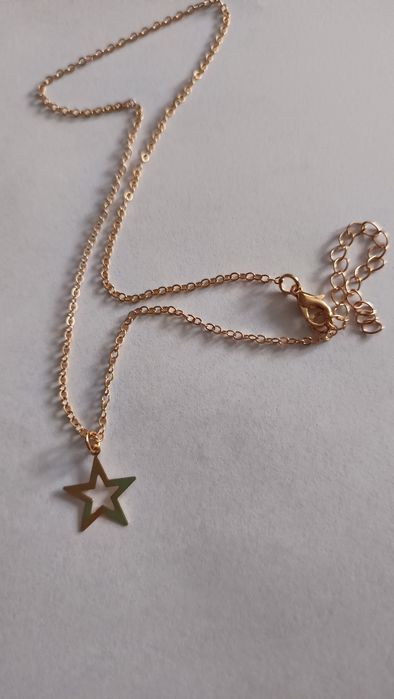 Naszyjnik - łańcuszek z zawieszką