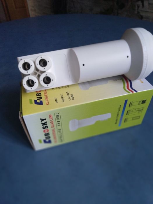 Спутниковый конвертор (головка)