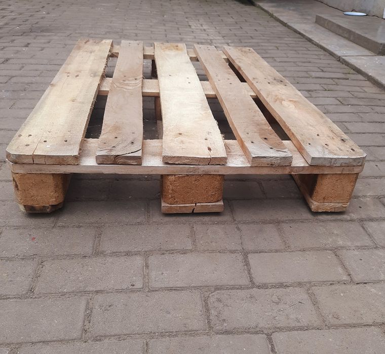 Палети дерев'яні