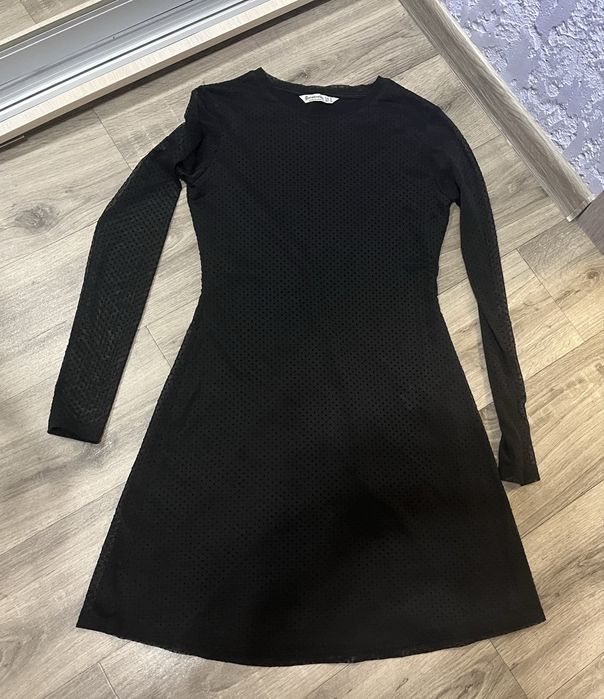 Черное мини платье