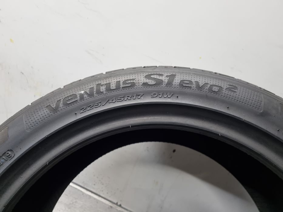 1x 225/45R17 91W Hankook Ventus S1 Evo 2
