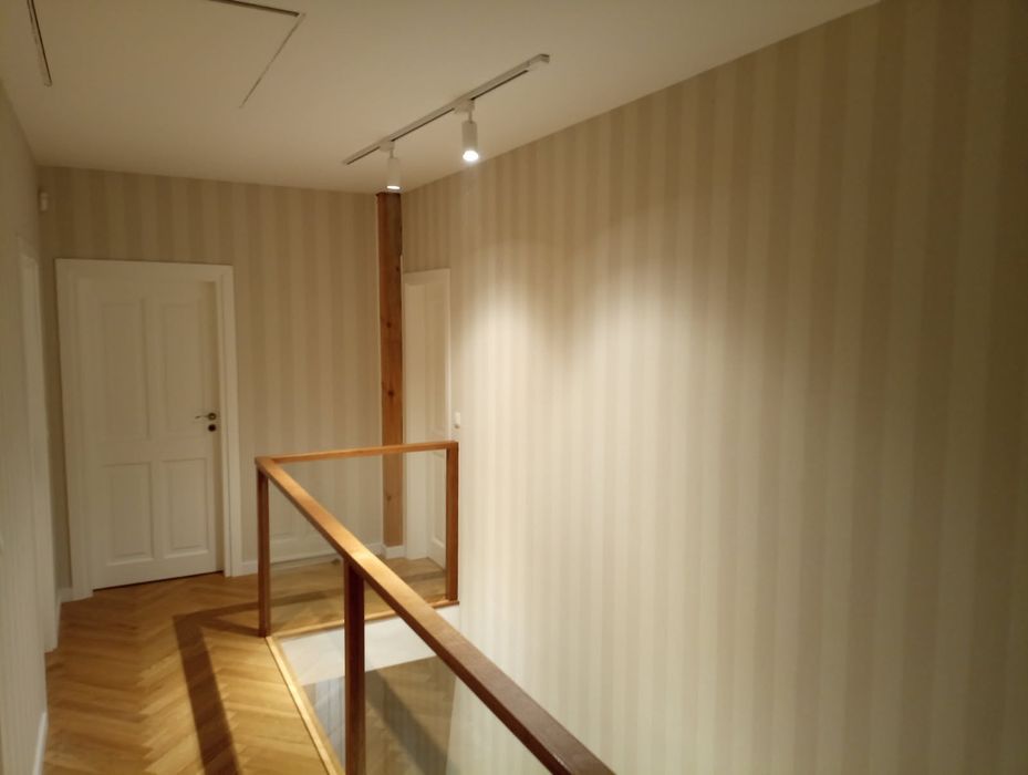 Tapetowanie, kompleksowe wykończenia wnętrz.