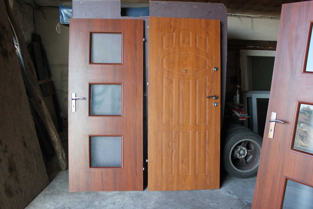 Drzwi wewnątrzklatkowe 90