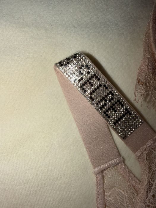 Комплект Victorias secret 75B