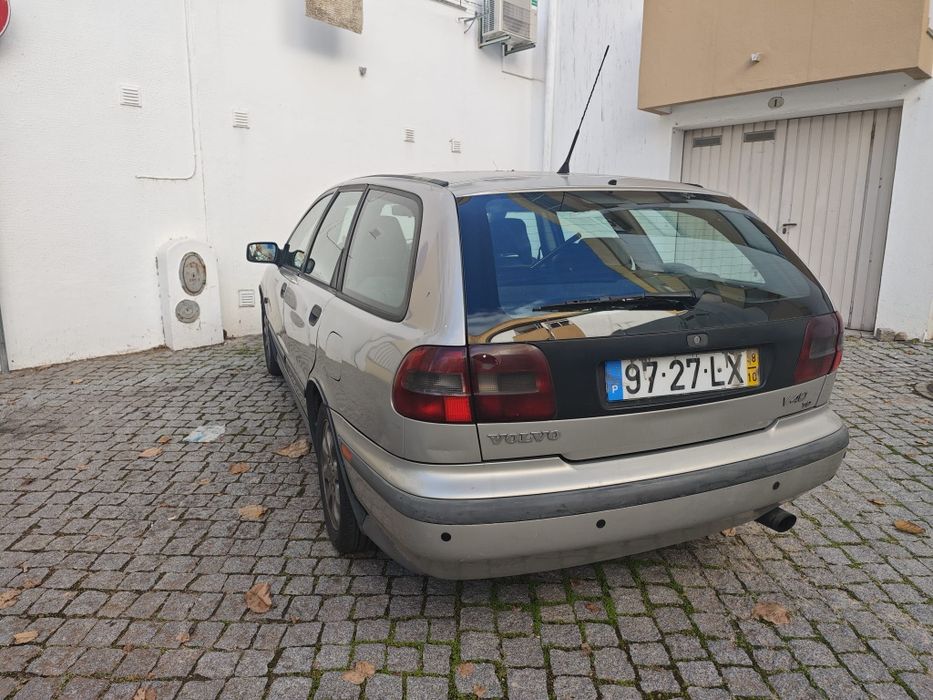 Volvo v40 1998 em boas condições Negociável