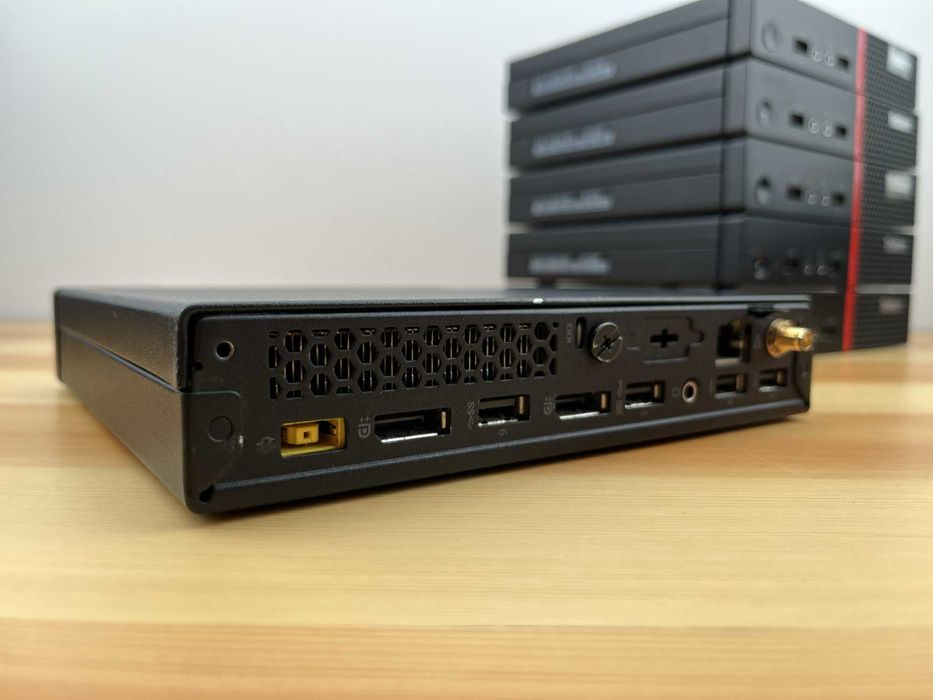 Wysprzedaż komputerów! Lenovo ThinkCentre M715q / Ryzen 3 2200GE / 8GB / 256SSD / WiFi / W11Pro / Office Gratis / FV Gwarancja