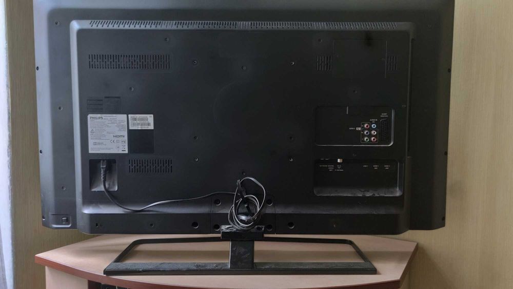 Телевізор рідкокристалічний PHILIPS 40#