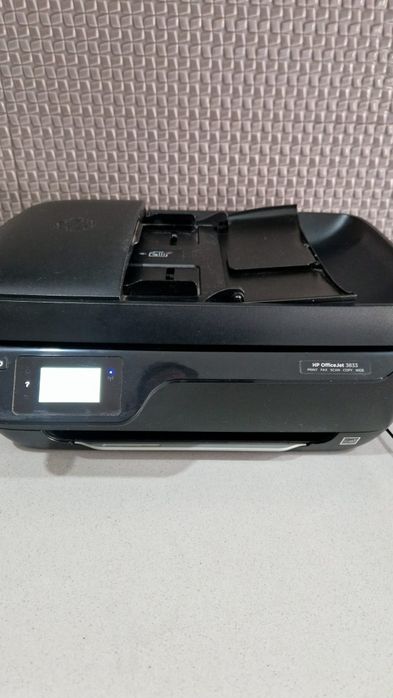 Impressora HP OfficeJet 3833