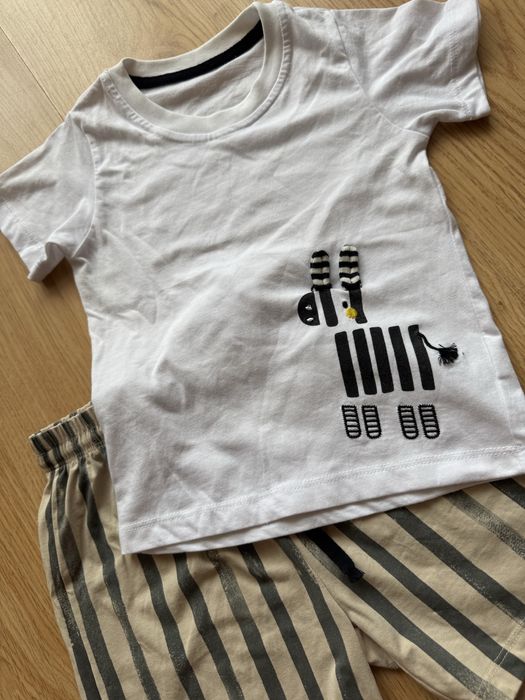 Комплект футболка+шорти. Новий.