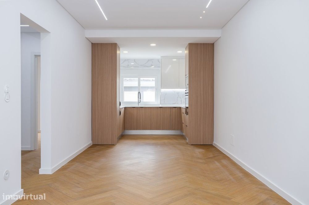 Magnífico T3  Remodelado Junto de Vila Chã: O Seu Refúgio Tranquilo co