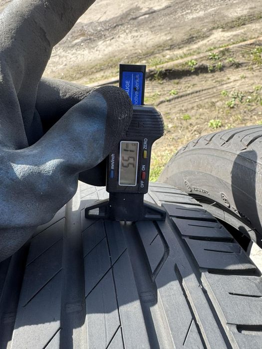Літні шини Bridgestone 225/45 R17