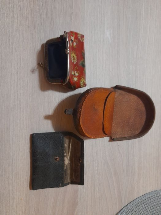 Stare portfele skórzane