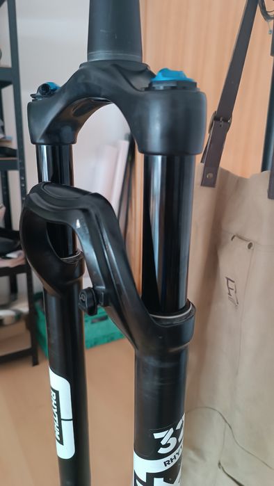 Quadro Trek superfly carbono roda 29  e suspensão Fox 32 Rhythm