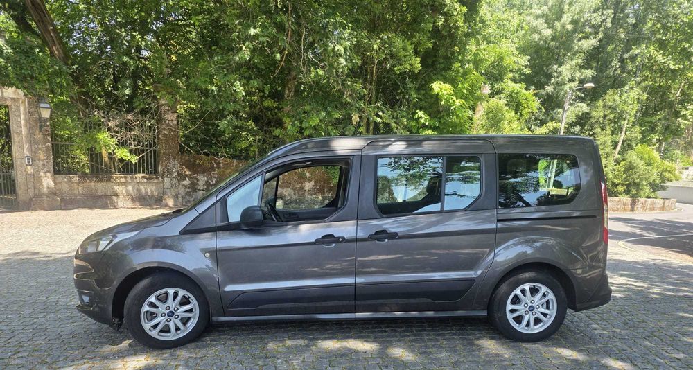Ford Transit Connect 7 Lugares Credito até 120Meses