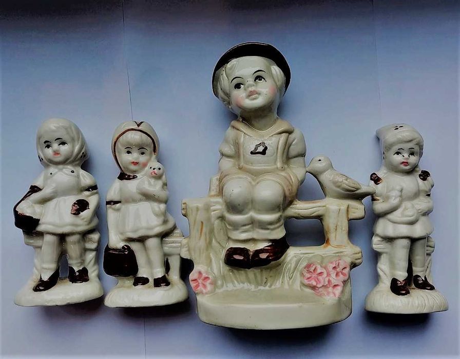 Винтажные фарфоровые статуэтки серия "Детство".