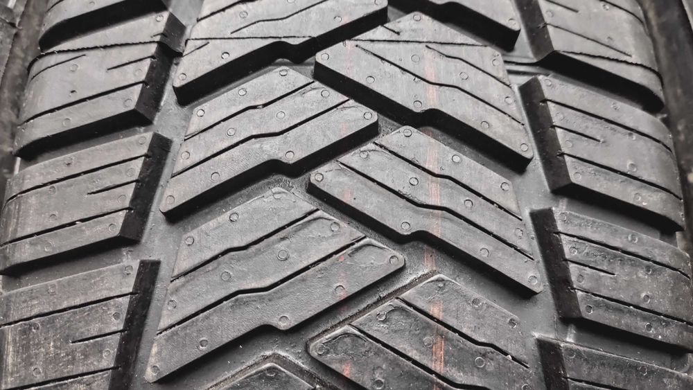 Шини 205/75R16C Bridgestone. Нові. Всесезонні. Іспанія! с