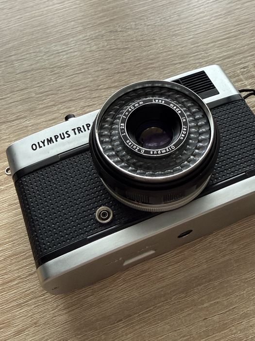 OLYMPUS TRIP 35 - фотоапарат