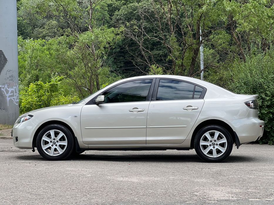 Mazda 3 2008р 1.6 бензин