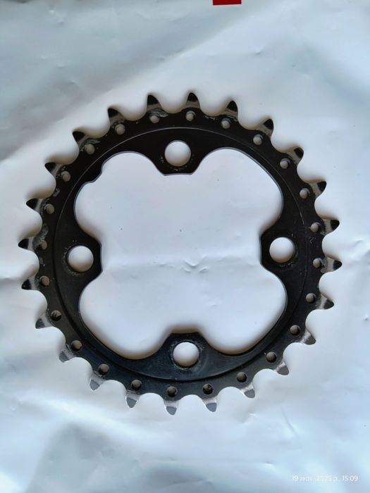 Зірка системи Shimano Deore FC-T611  24T,  та захист.