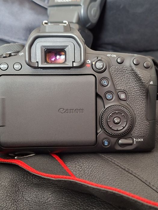 Кенон 6д марк2 +спалах yn 600 rt2 в ідеальному стані