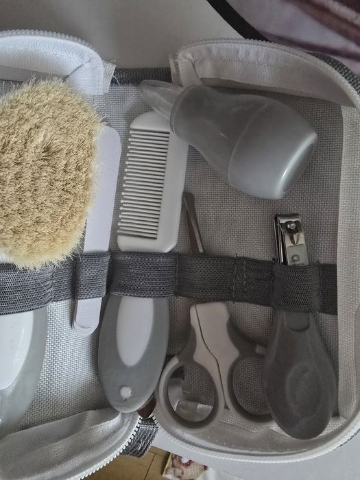 Duży zestaw kosmetyczny, pielęgnacyjny 7elementów dla maluszka