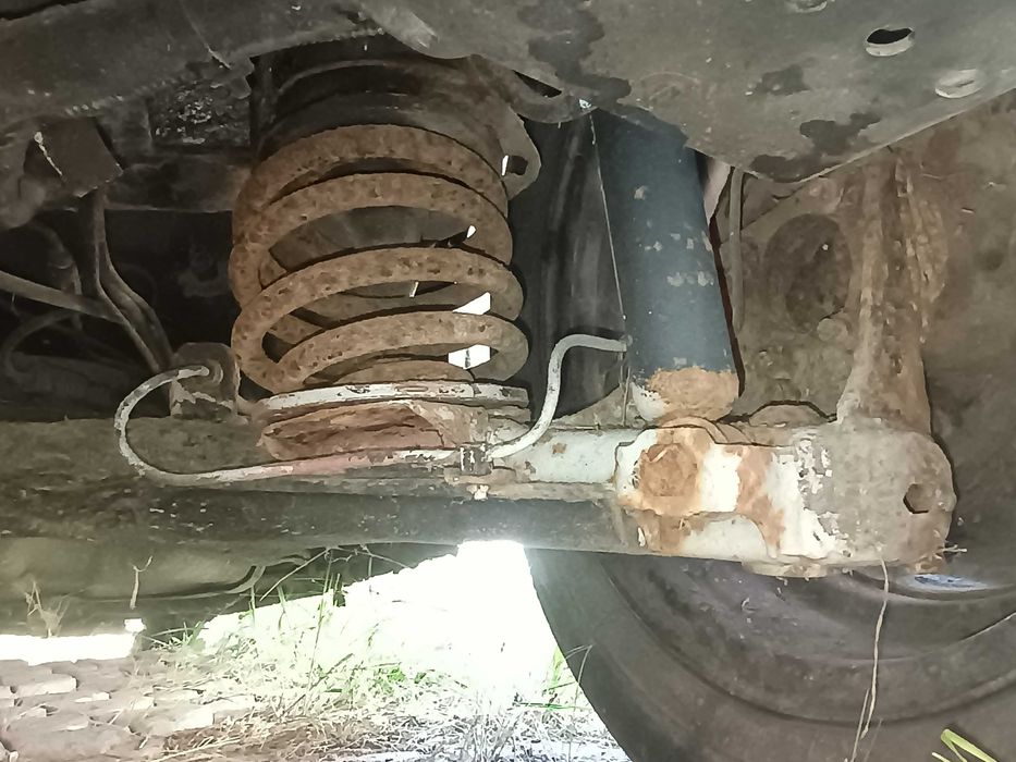 Daewoo Lanos 2000r LPG (na części lub do samodzielnej naprawy)